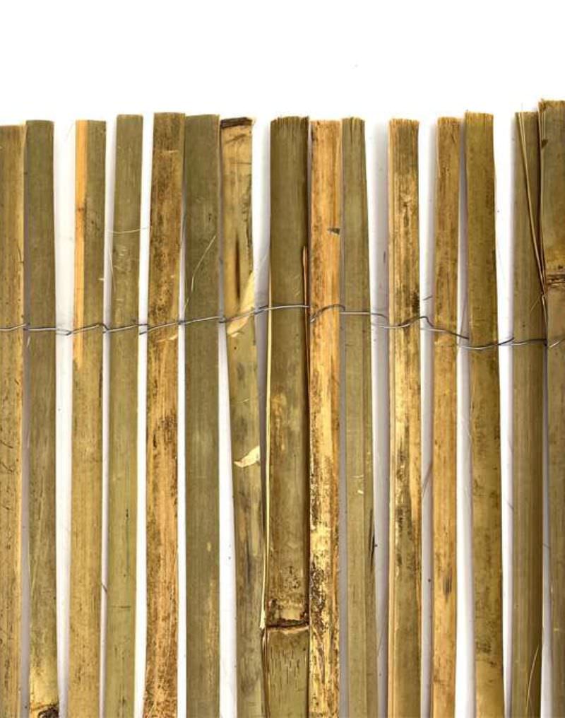 gespaltener Bambus Sichtschutz mit Drahtbindung